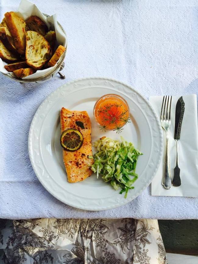 summer lunch: gazpacho, fried salmon and cabbage salad